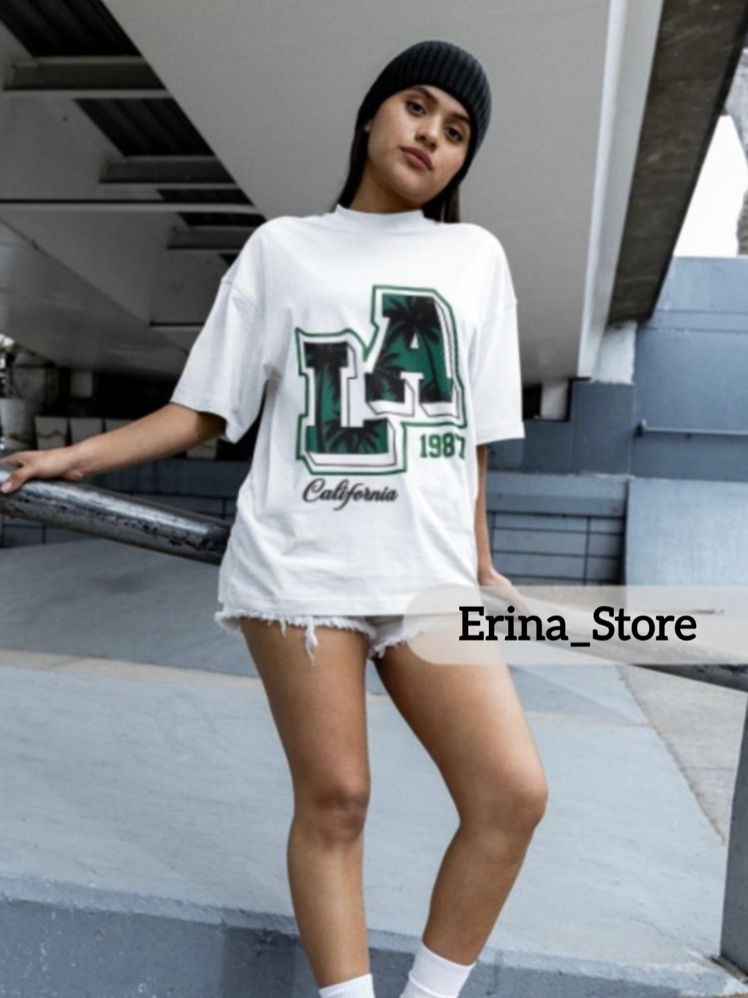 Unisex "Urban Chill: LA Vibes in Style TSHIRT